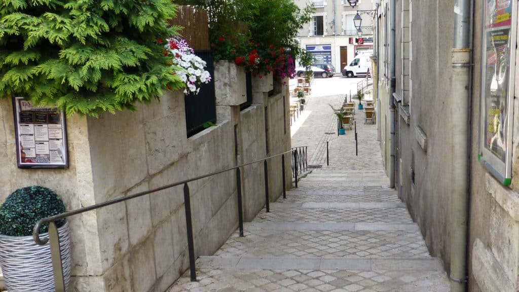 Aménagement urbain dans le centre-ville historique de Blois